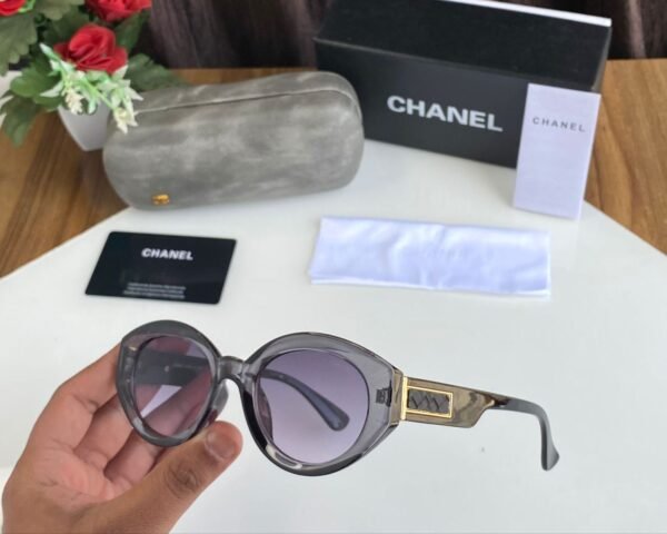 Chanel - Image 2