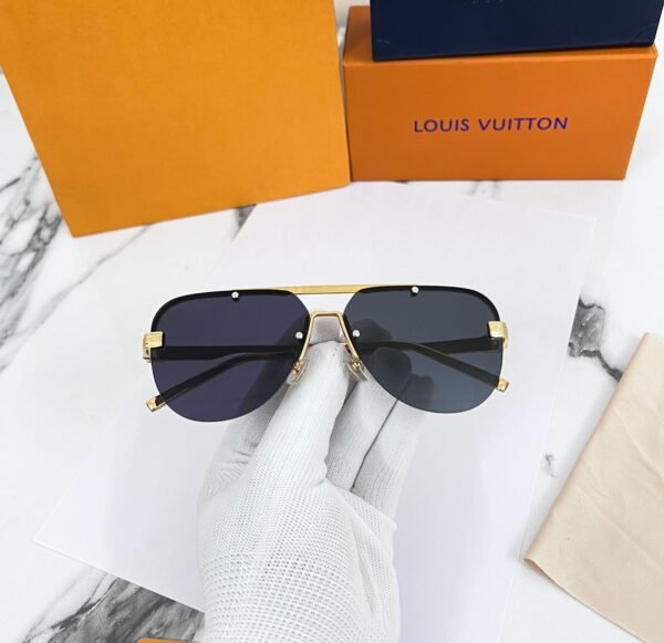 Louis Vuitton Aviator Sunglass - Image 3
