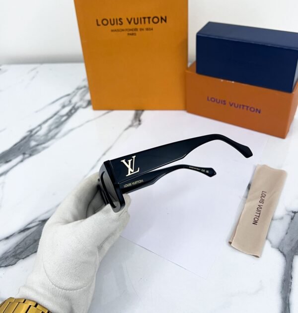 Louis Vuitton Sunglass - Image 4