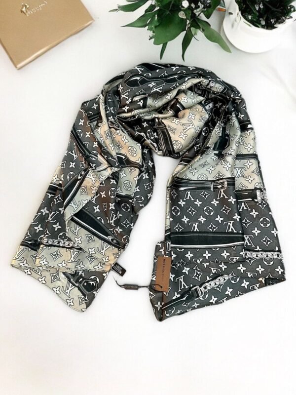 Louis Vuitton Stole - Image 2
