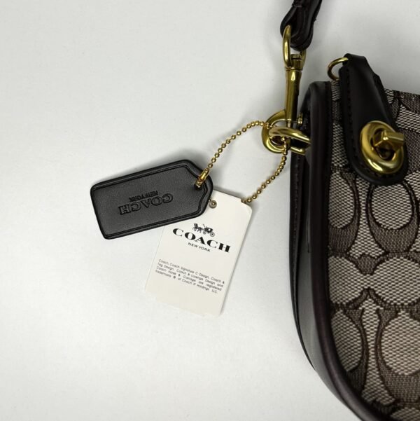 Coach Premium Handbag - Image 4