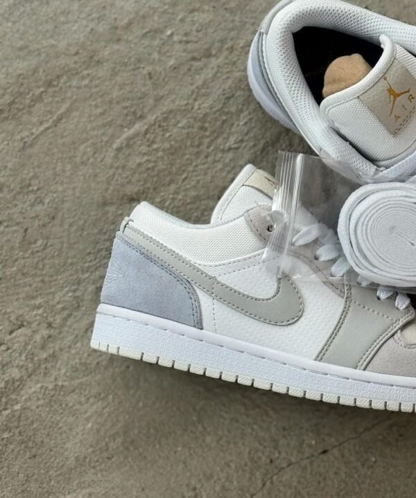 Nike Airjordan 1 Sneaker - Image 3