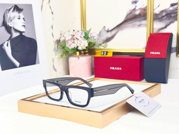 Prada Frame - Image 3