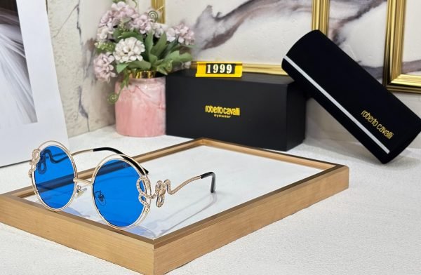 Robertto Cavalli Sunglass - Image 4