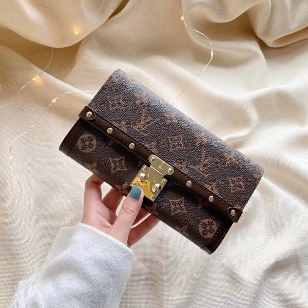 Louis Vuitton Wallet - Image 3