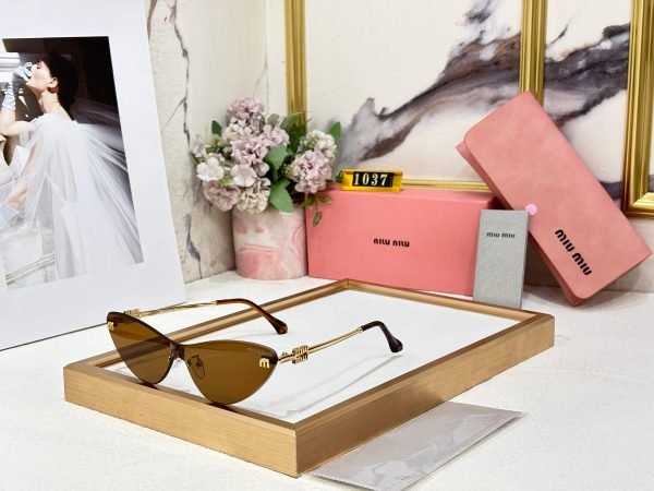 Miu Miu Sunglass - Image 3
