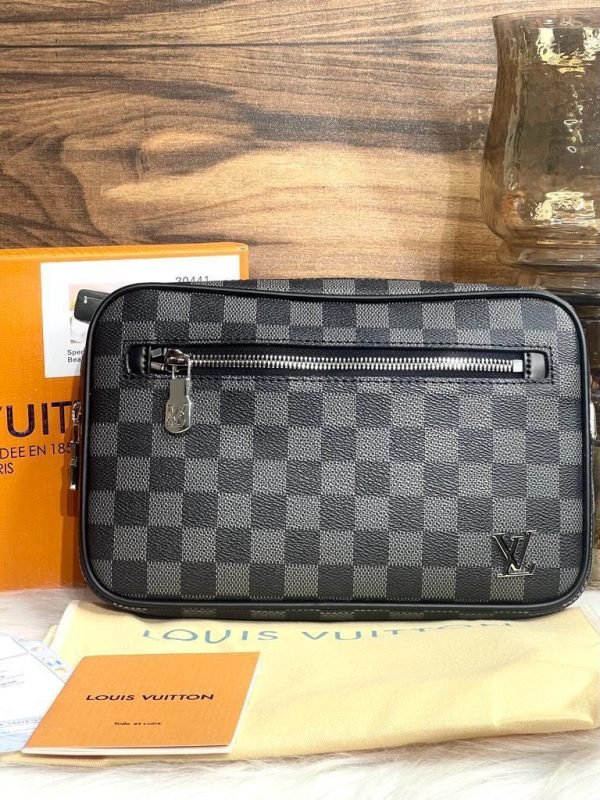 Louis Vuitton Pochette Kasai