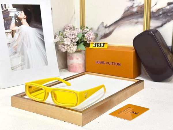 Louis Vuitton - Image 2