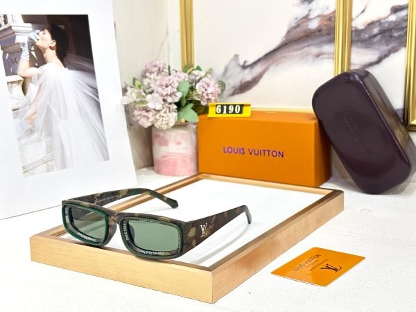 Louis Vuitton - Image 3