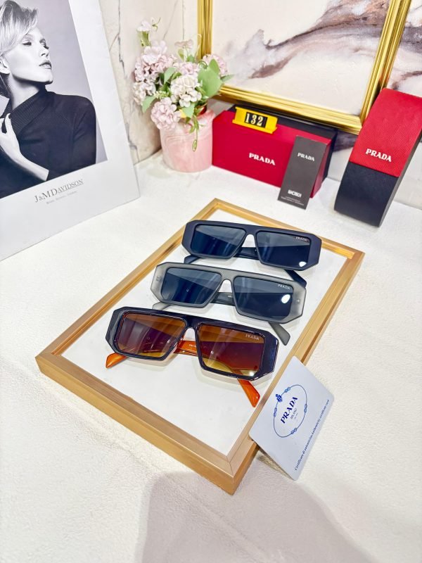 Prada - Image 5