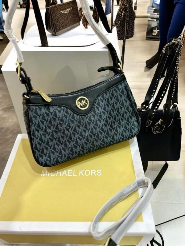 MICHAEL KORS SLING - Image 4