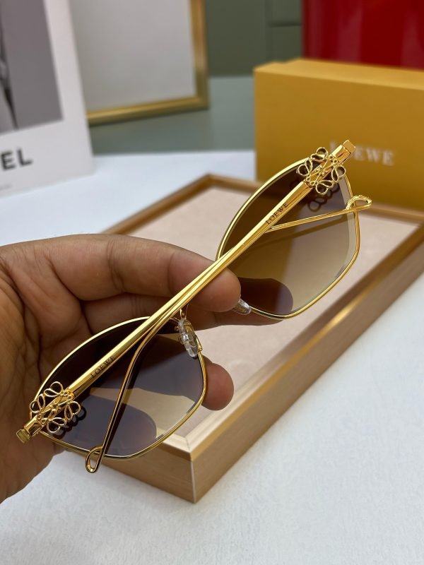 Loewe - Image 6