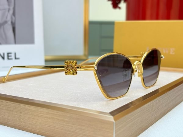 Loewe - Image 9
