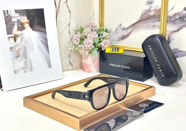 PHILIPP PLEIN - Image 2