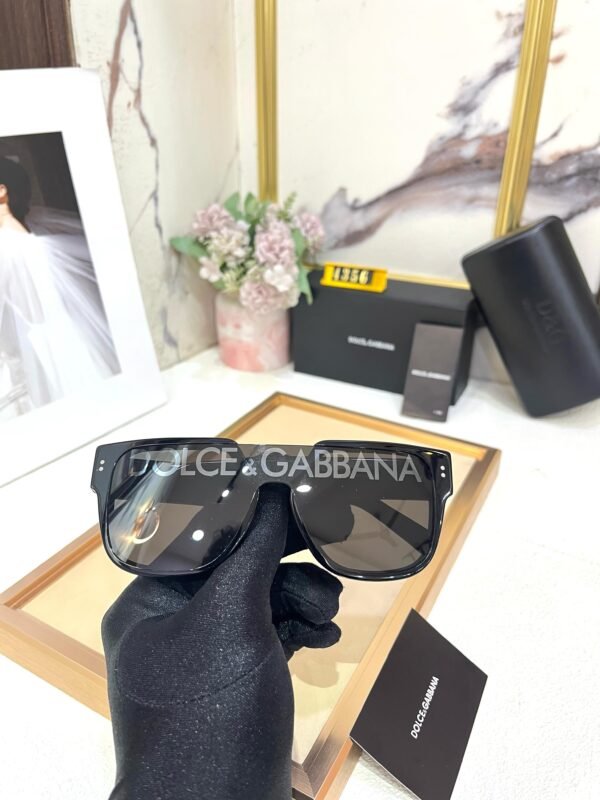 Dolce Gabbana - Image 4