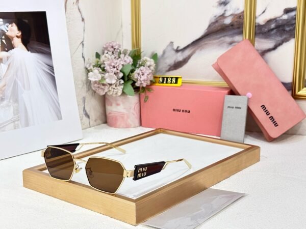 MIU MIU - Image 4