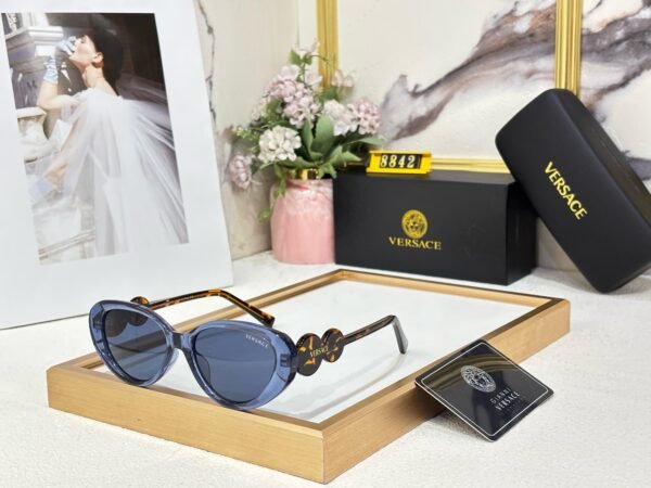 VERSACE - Image 2