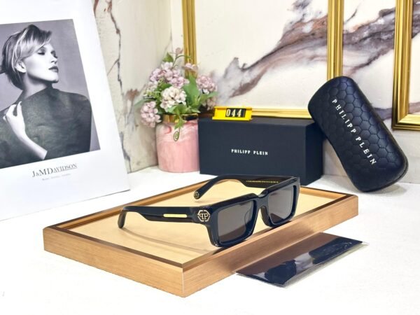 PHILIPP PLEIN - Image 3