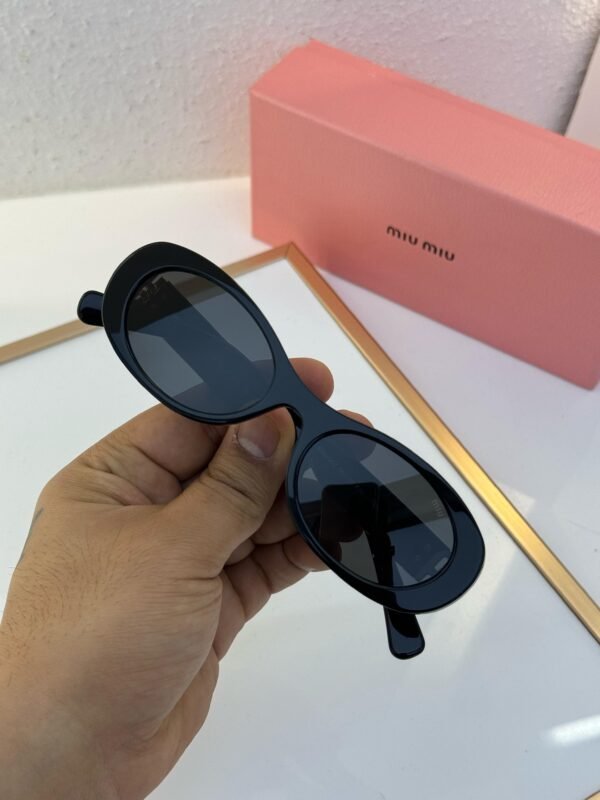 MIU MIU - Image 3