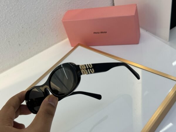MIU MIU - Image 2