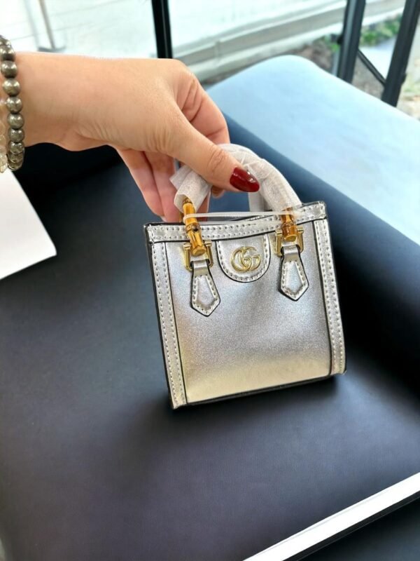 Gucci Diana super mini bag - Image 2