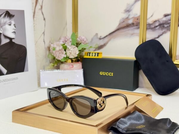 GUCCI