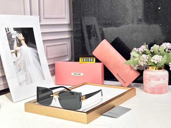 MIU MIU