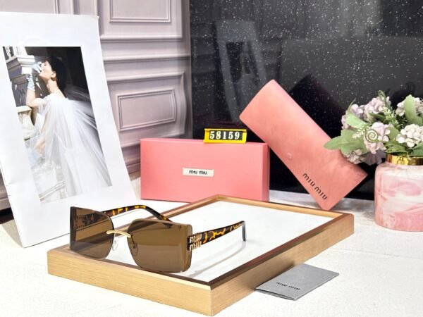 MIU MIU - Image 4
