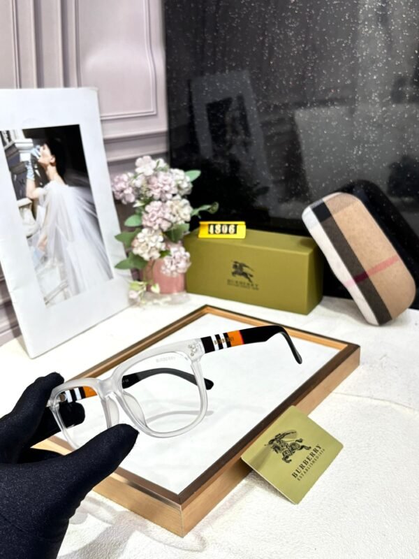 BURBERRY - Image 4