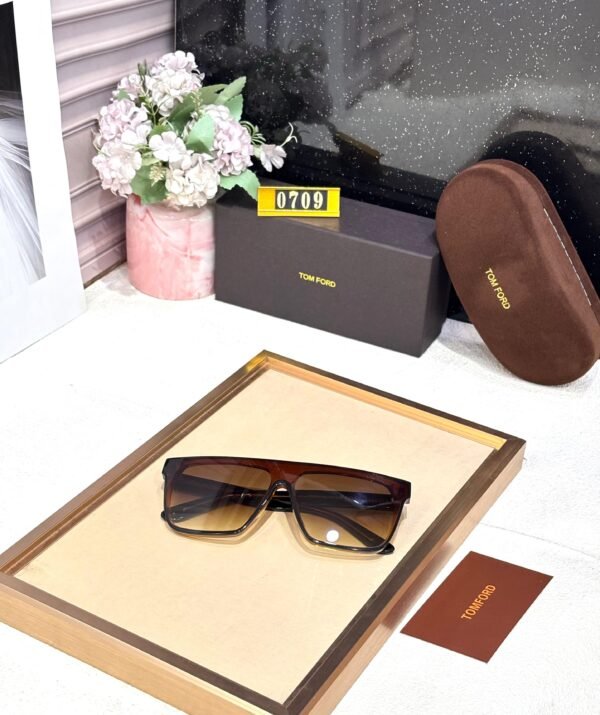 TOM FORD - Image 4