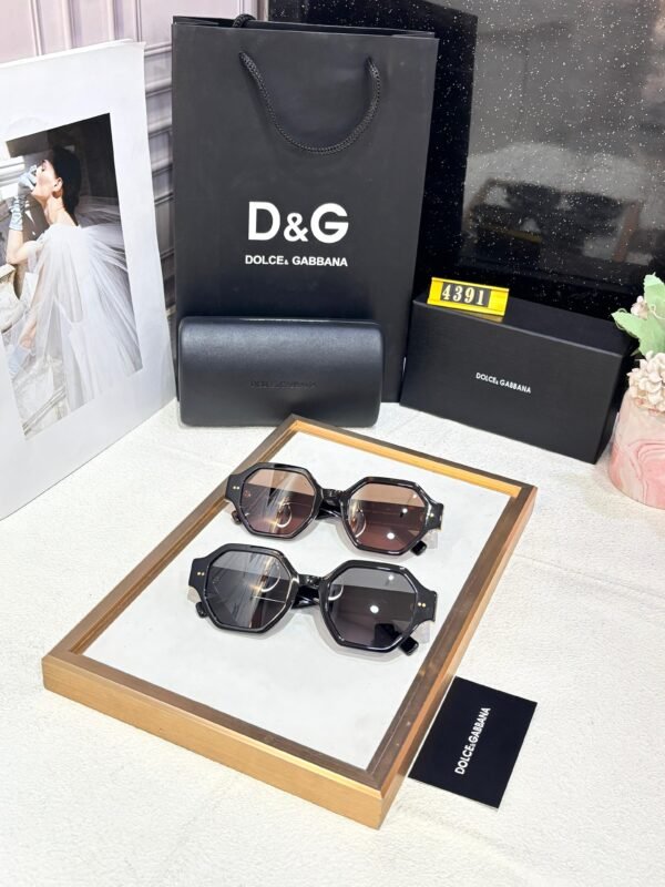 Dolce & Gabbana - Image 5