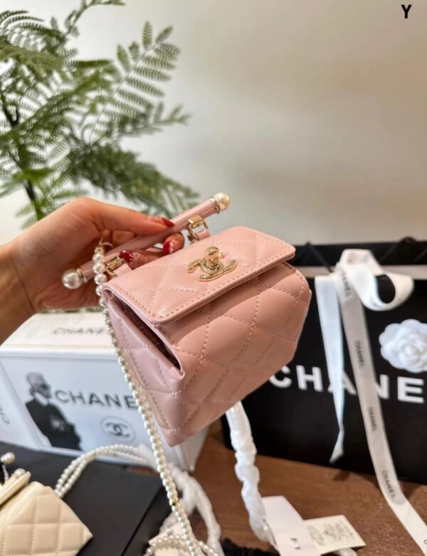 CHANEL QUILTED MINI BAG - Image 2