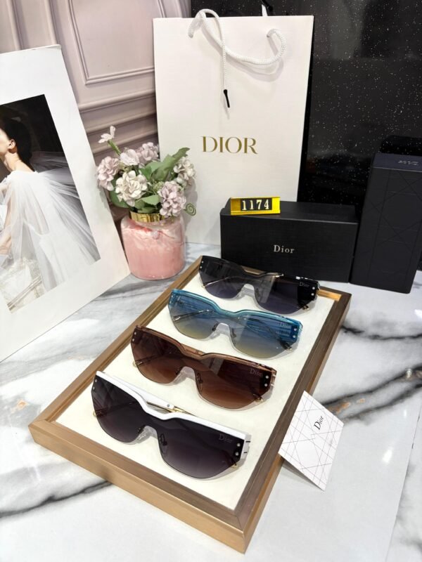 DIOR - Image 7