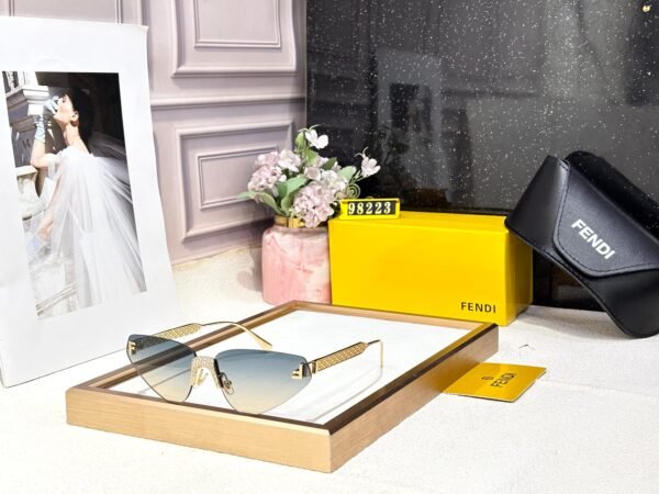 FENDI - Image 4
