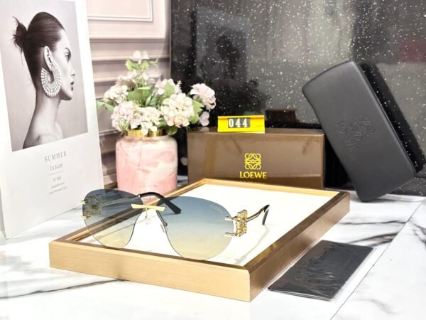 LOEWE - Image 3