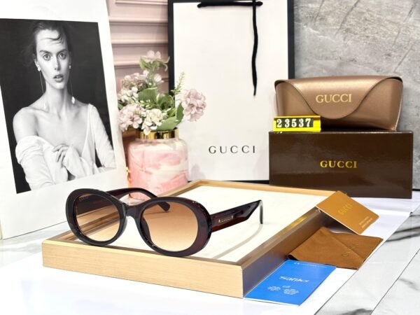 GUCCI