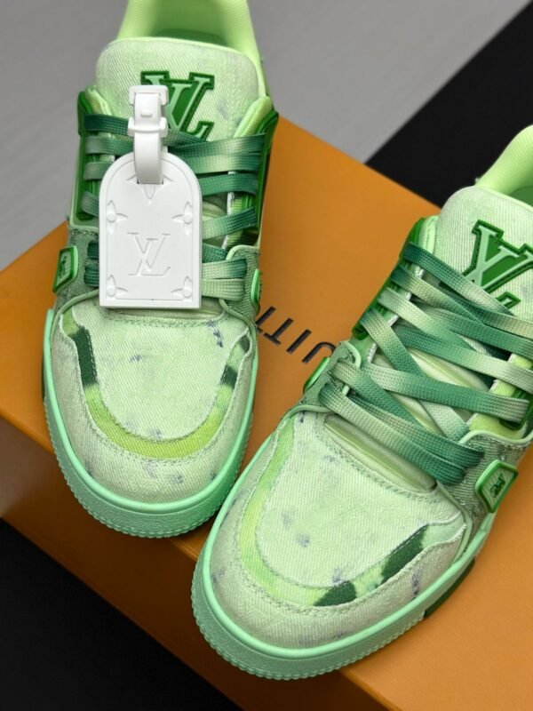 Louis Vuitton Trainer - Image 2