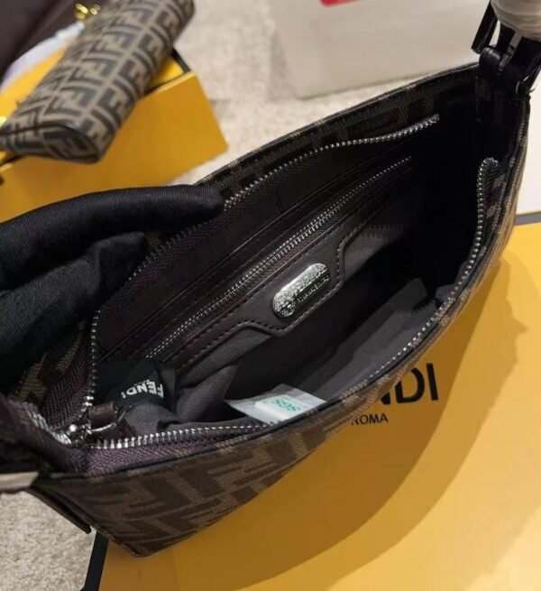 Fendi Sling Bag - Image 4