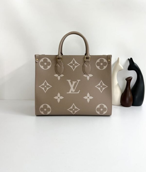 Louis Vuitton Tote Bag - Image 3