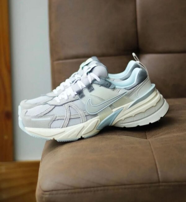 Nike Shoe - Image 2