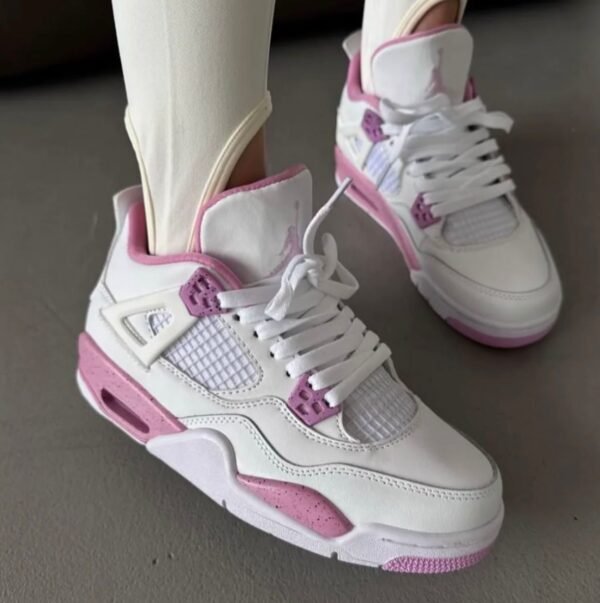 Nike Airjordan Retro 4