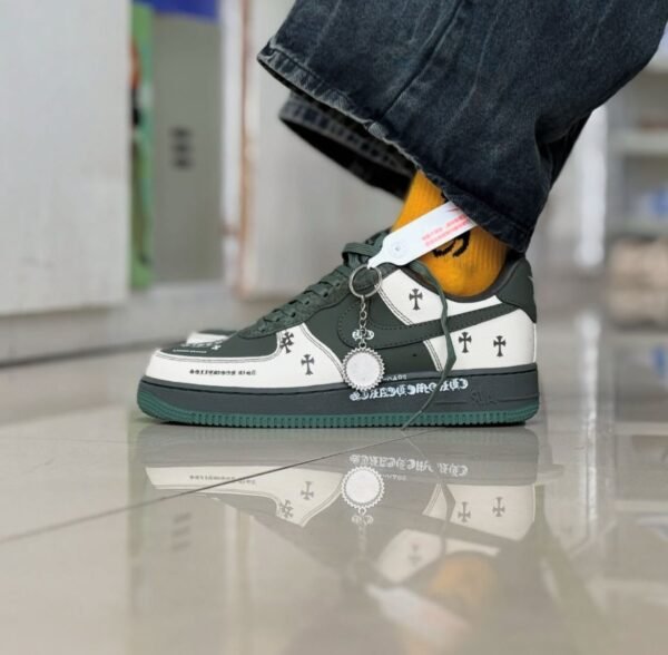 Nike Airforce 1 - Image 2