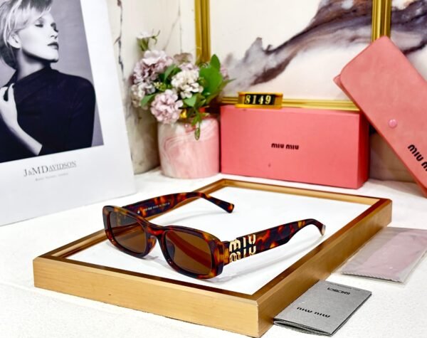 MIU MIU