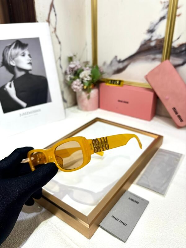 MIU MIU - Image 7