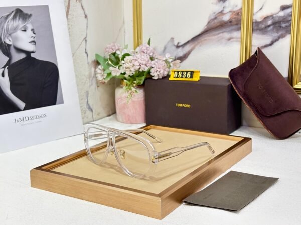 TOM FORD - Image 5
