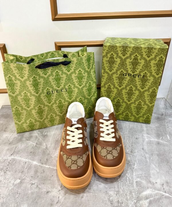 GUCCI WOMEN’s SNEAKERS