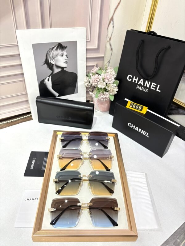CHANEL