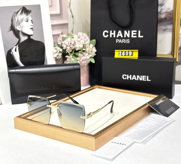CHANEL - Image 6